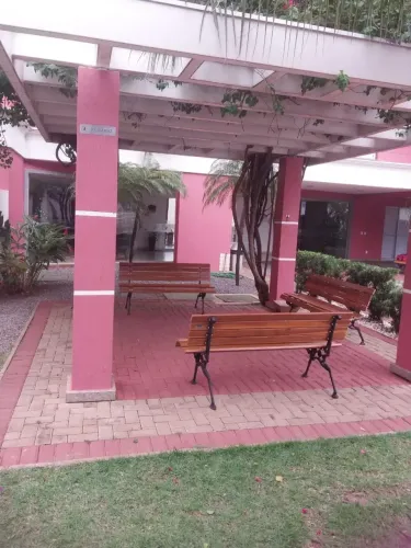 Apartamento para alugar com armários planejados e 3 quartos sendo 1 suíte no garden Goiabe