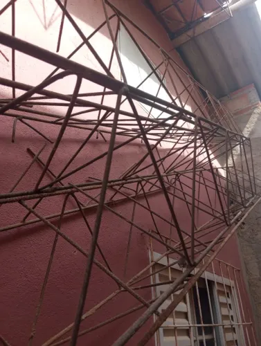 Vendo ferragens de construção
