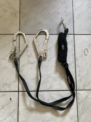 vendo material pra segurança do trabalho