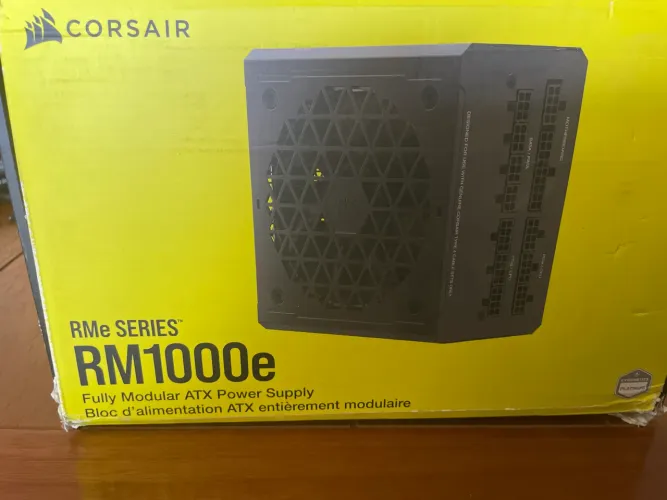 Fonte CORSAIR RM1000e