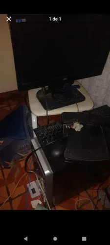 2 gabinete, tela, teclado, mouse