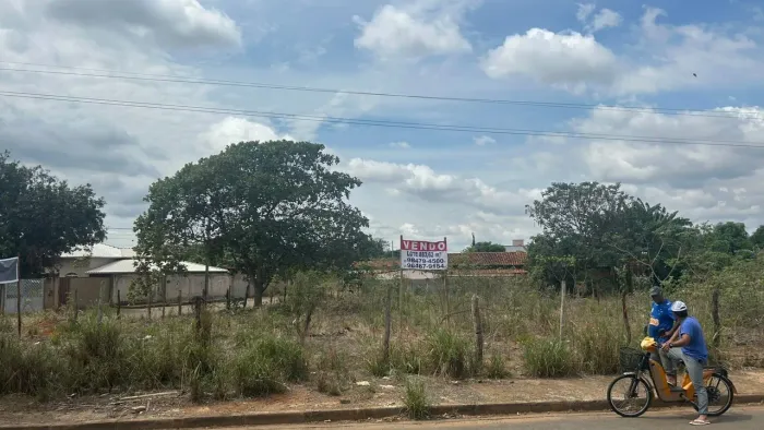VENDE-SE LOTE EM SÃO JOSÉ DA LAGOA - CURVELO/MG