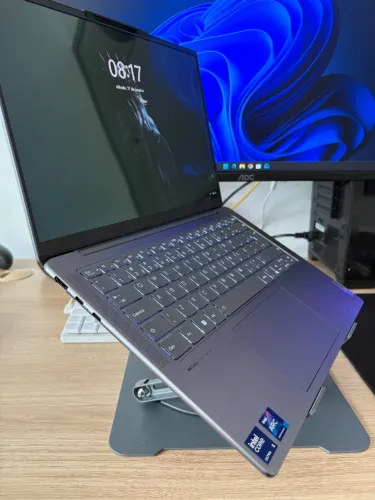 Yoga Slim 7i OLED - Core Ultra 5  16GB