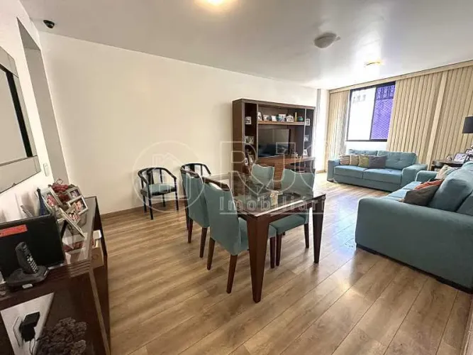 Apartamento : Padrão / Residencial / Vila Isabel