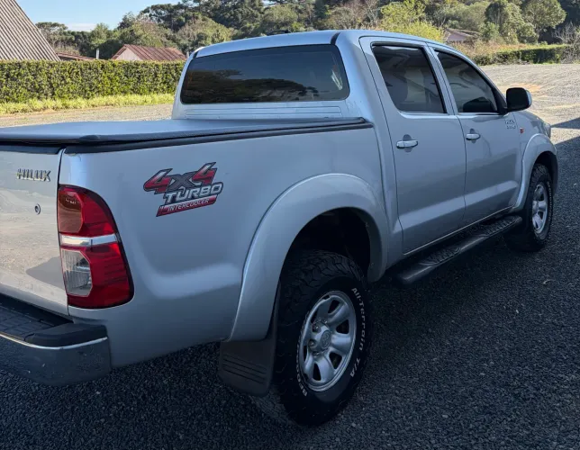 Toyota Hilux CD SR D4-d 4X4 3.0 TDI Dies. 2013