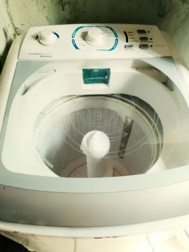 Máquina de lavar roupa Eletrolux 8kg