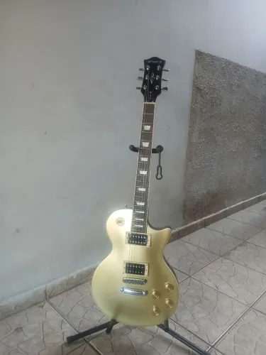 Guitarra Les Paul Strinberg