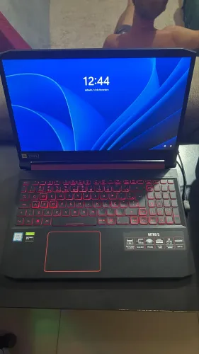 Acer Nitro V