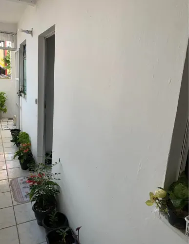 2/4 sendo uma suite ótima localização próxima ao Burguer King Cabula