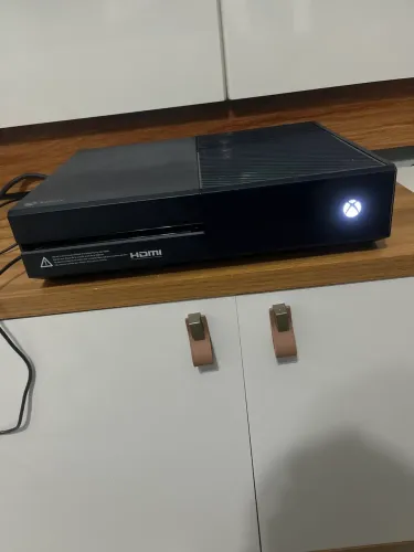 Xbox one + Kinect 
