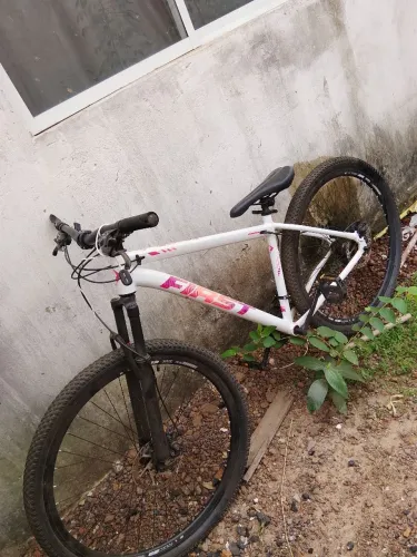 Vende-se bicicleta