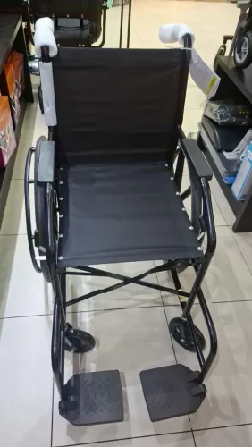 CADEIRA DE RODAS SIMPLES