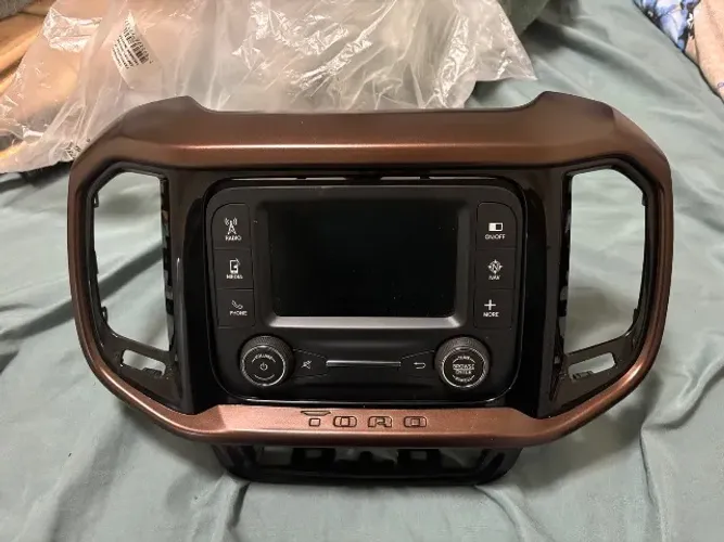 Rádio multimídia Fiat toro