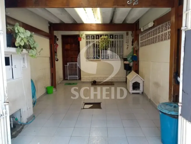 Casa a venda de 62,00m² útil, com 2 quartos e 1 vaga na Vila Inglesa