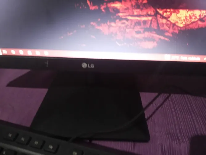 Monitor LG 19 polegadas entreda hdm  e audio 