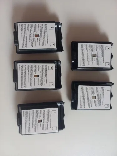 Kit com 5 suportes para pilhas para controle Xbox 360