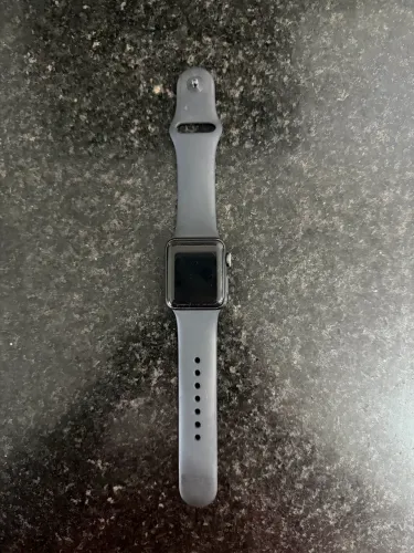 Apple Watch Series 3 GPS 38 mm Space Gray | Excelente Estado