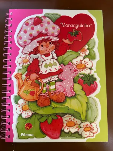 caderno moranguinho com cheirinho vintage anos 2000
