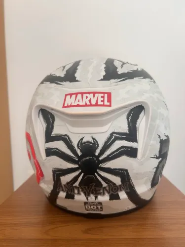 Capacete anti venom branco novo não vende no Brasil