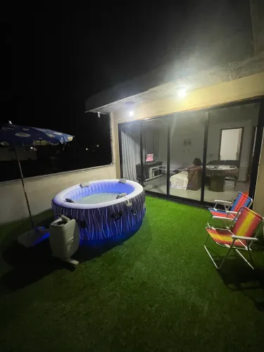 Spa Ofurô Inflável HollyWood (Com aquecedor e jatos de hidromassagem)