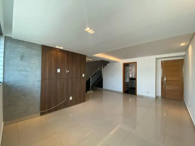 Cobertura para aluguel, 4 quartos, 1 suíte, 3 vagas, Castelo - Belo Horizonte/MG