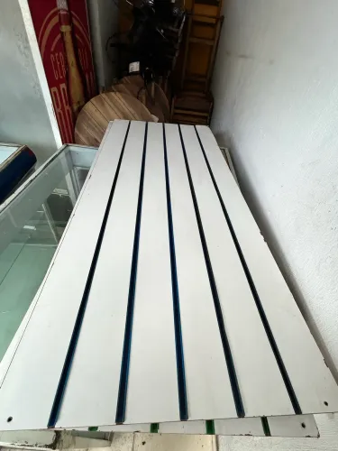 Painel canaletado