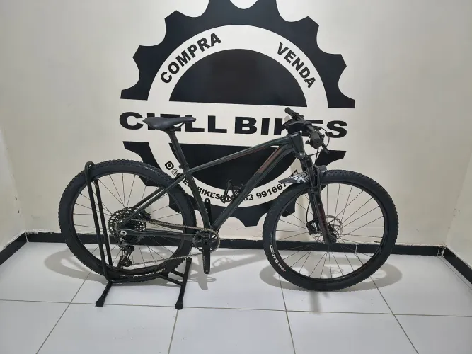 Vendo Sense impact race aro 29 tamanho 17