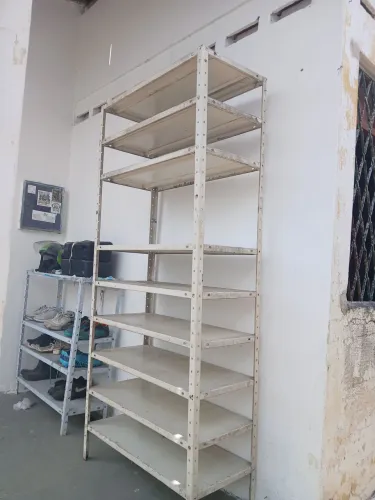 Pratileira de Ferro