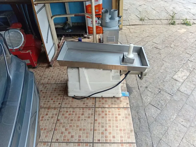 Moedor de carnes C.A F 22