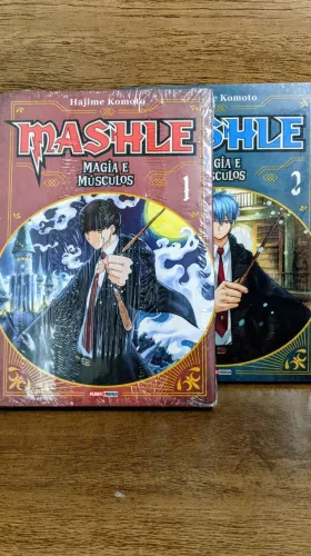 Mangás Mashle Vol. 1 e 2 (Novos/Lacrados)