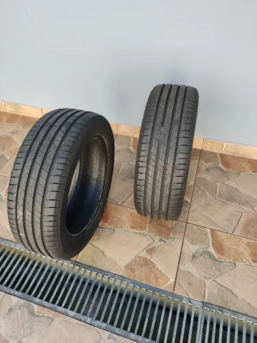 Pneus Pirelli aro 17 modelo 205/55/R17