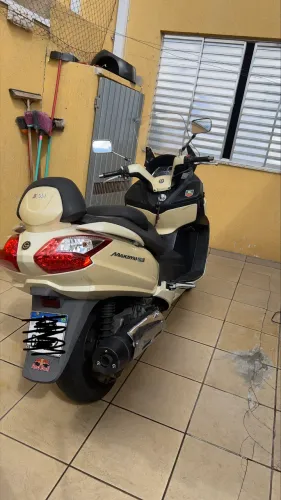 Dafra MaxSym 400i