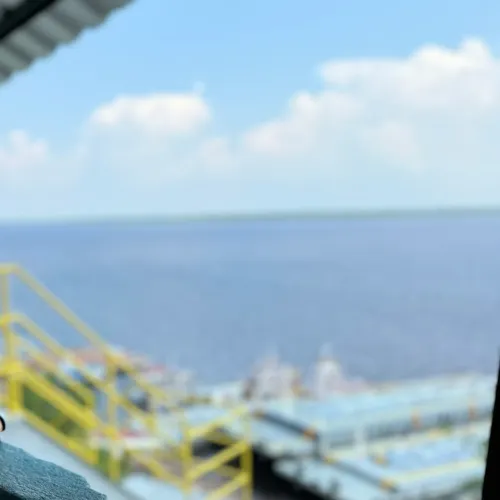 LOTE super bem localizado com o Rio Negro como vista.