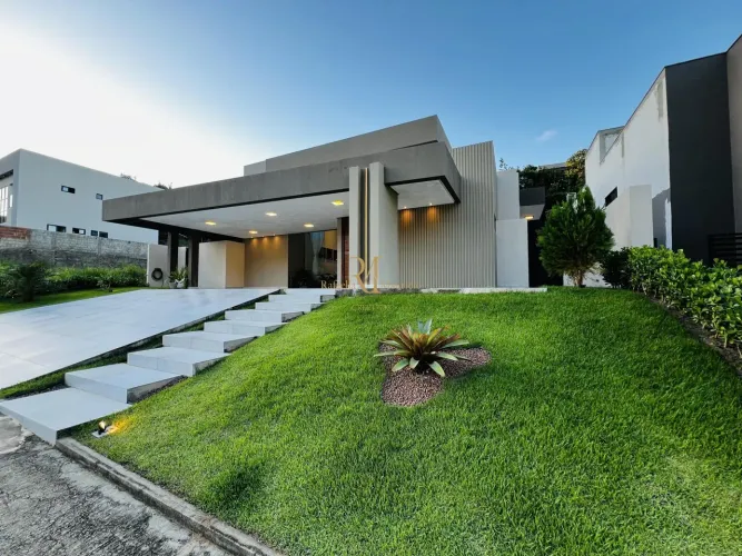 Casa térrea com 331m2 e 3 suítes no Litoral Norte - Residencial Green Park