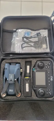 Drone M3 max tela na caixa com duas bateriass, vendo hoje por 230,00!