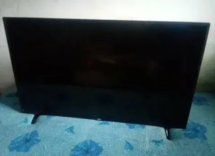 Smart TV AOC 43 polegadas (Defeito na Tela)