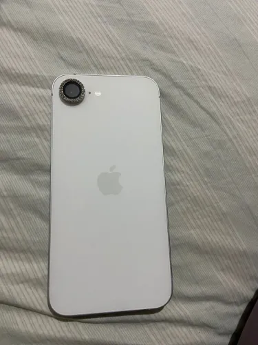 iPhone 16e de 128gigas novo 