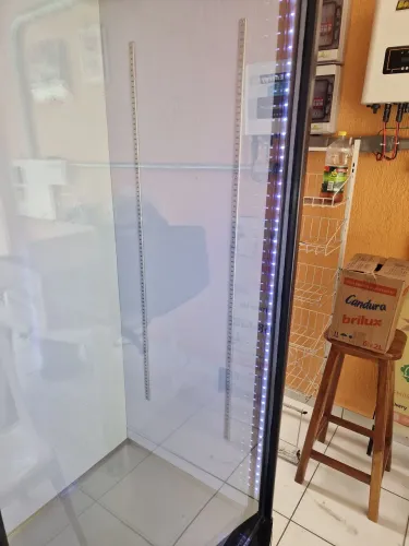 Freezer vertical CRIOTEC vertical.