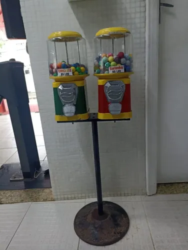 Vendo máquina bolinhas