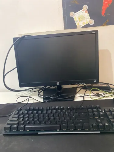 Monitor HP 75HZ