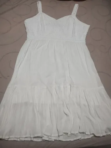 Vestido branco soltinho