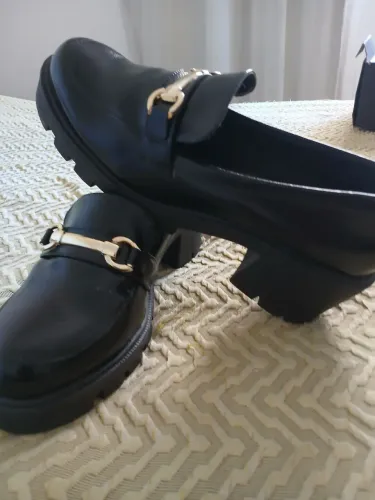 Sapato feminino, usado apenas 2x