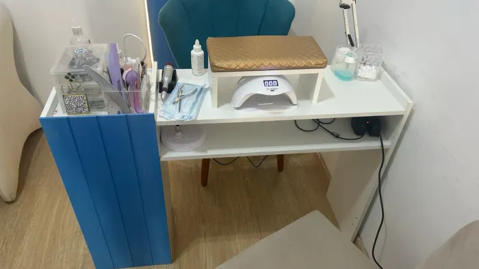 Mesa manicure 
