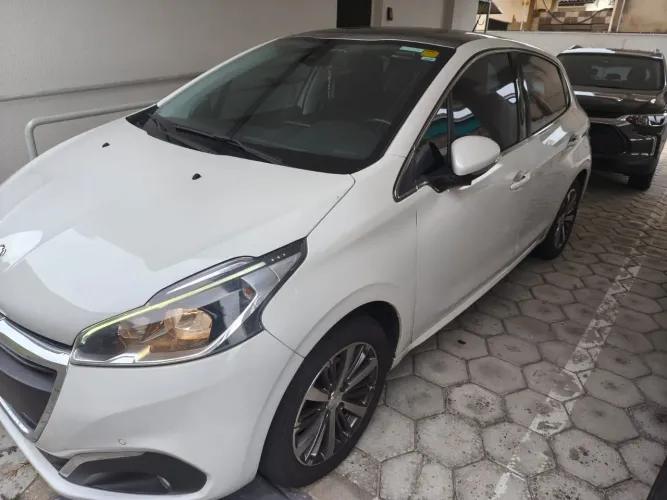 Peugeot 208 Griffe 1.6 Flex 16V 5P Aut. 2017