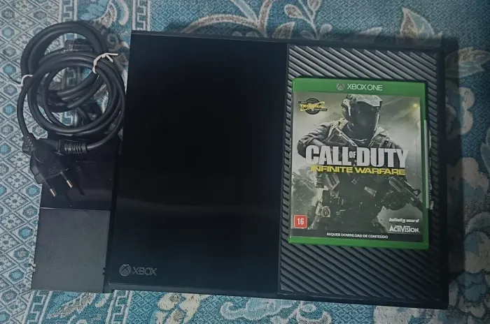 Xbox one fat 500gb sem conteole e sem caixa +2 jogos midia fisica