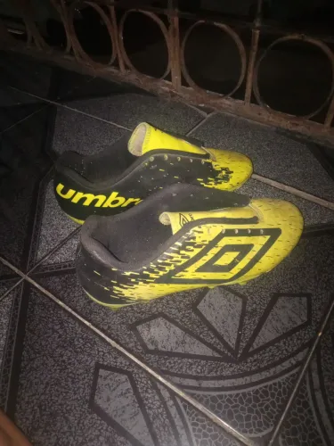Umbro chuteira society