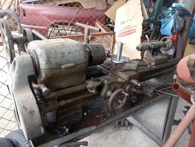 Torno mecânico de bancada Sanches Blanes