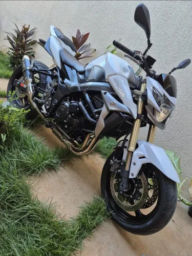 Suzuki GSR 750 2016