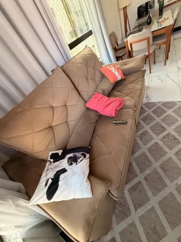 Sofá 2 lugares com encosto reclinável