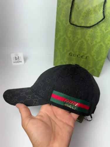 Boné Gucci x Palace